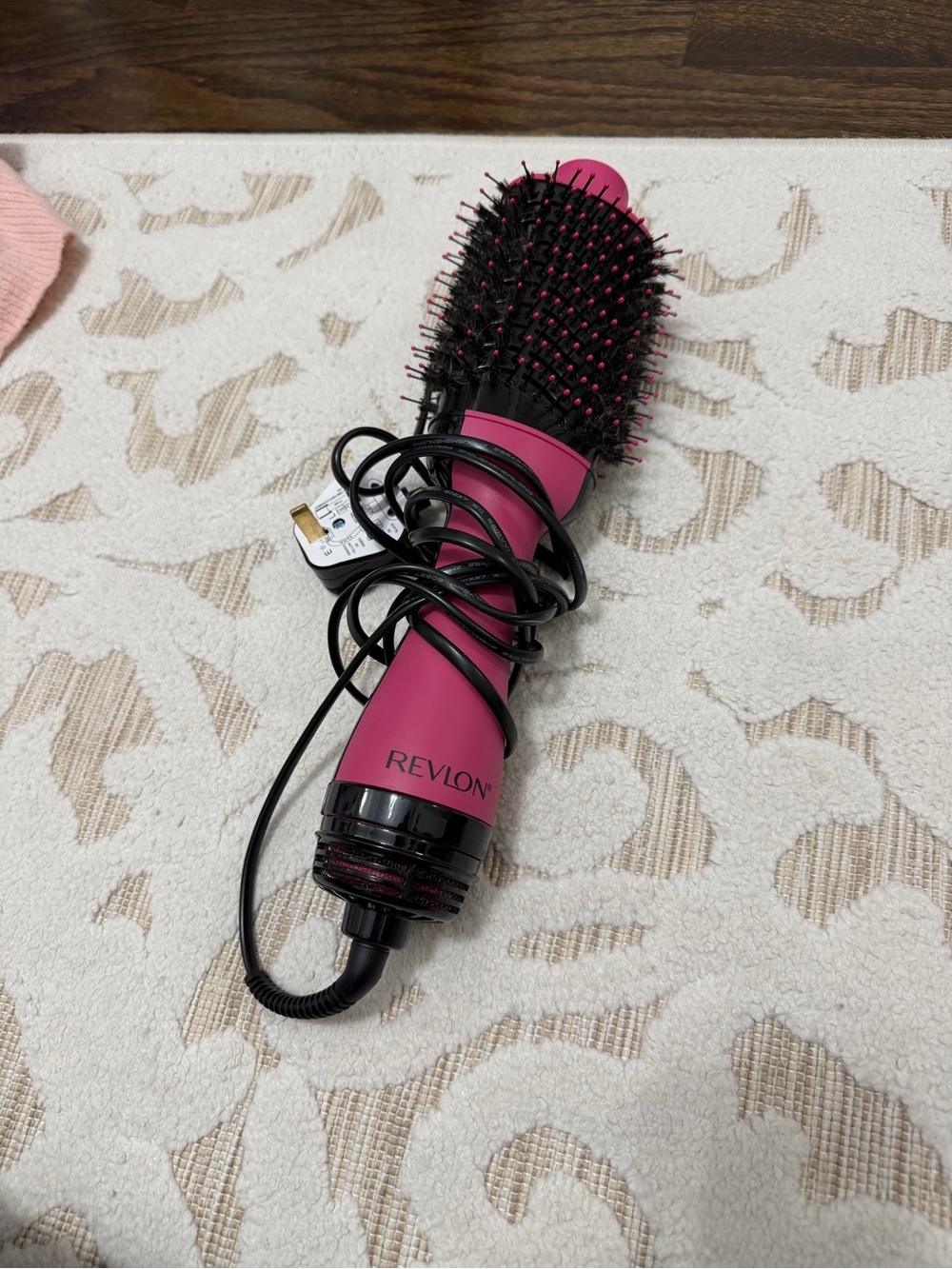 Revlon Pink Hot Air Brush - Smooth Styling & Volumizing‼️EUROPE PLUG‼️